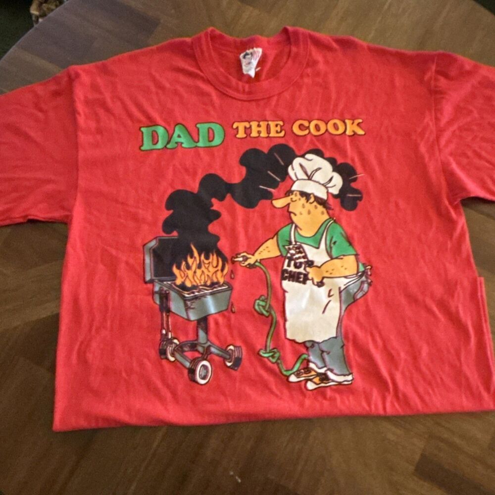 DG Sportswear Dad The Cook Graphic Cotton Oversize T-Shirt Large Red Vintage